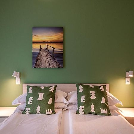 Lake View With Aircon - 5 Minutes From The Beach! Brenzone sul Garda Exterior photo